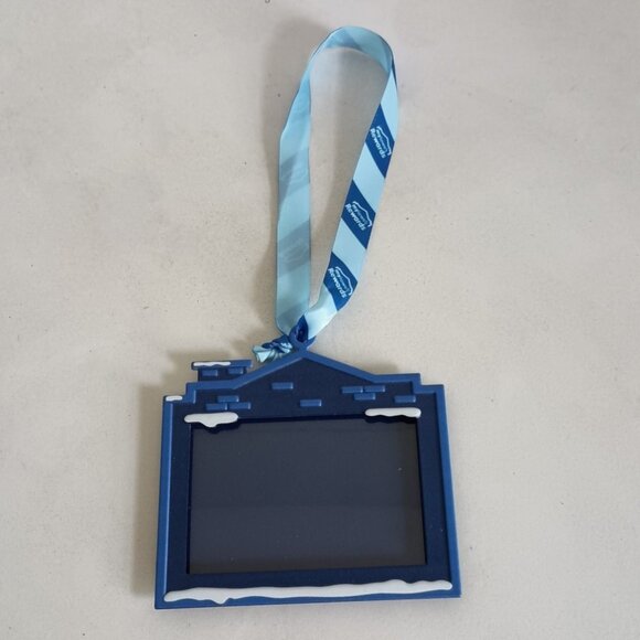 Lowe's picture frame Christmas ornament - Picture 1 of 4